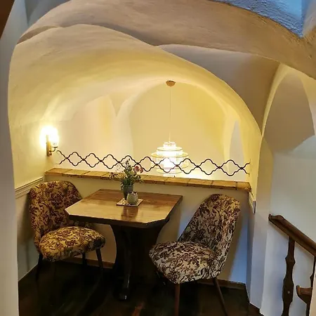 Flyns Bed & Breakfast