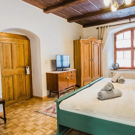 Frühstückspension Flyns 3*