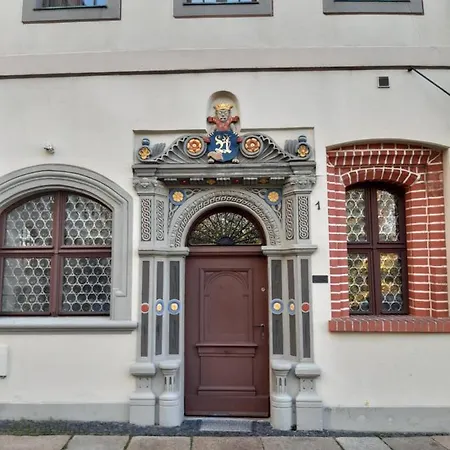 Flyns Frühstückspension 3*