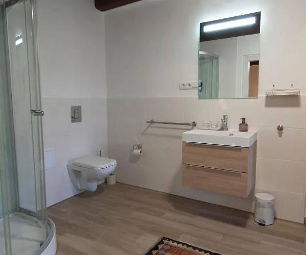 Flyns Bed & Breakfast