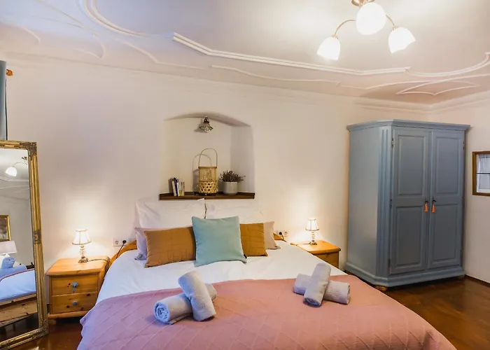 Flyns Bed & Breakfast 3*