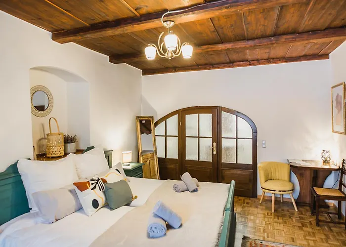 Flyns Bed & Breakfast