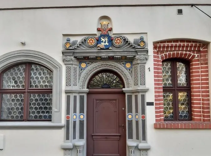 Flyns Bed & Breakfast 3*